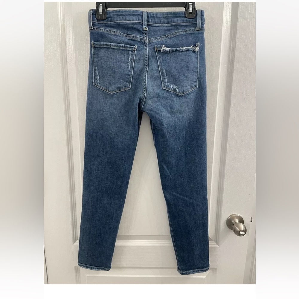 Edyson Everette High Rise Mom Jean, size 25